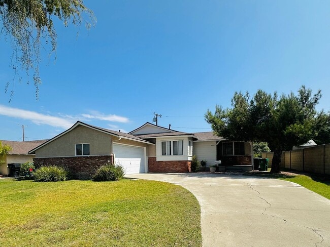 Building Photo - Charming 3bed 1bath for Rent Rental