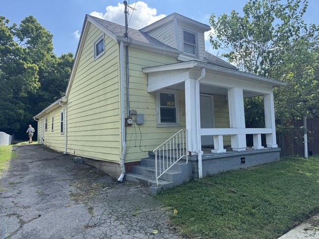 Building Photo - 712 Florence Ave Rental