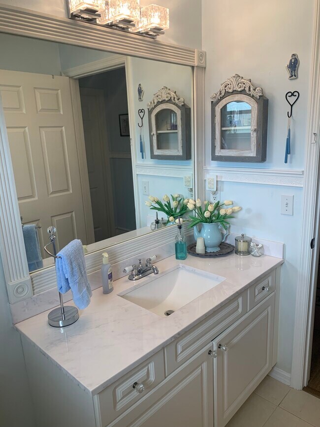 Photo - 1049 George St Unit Sebastian