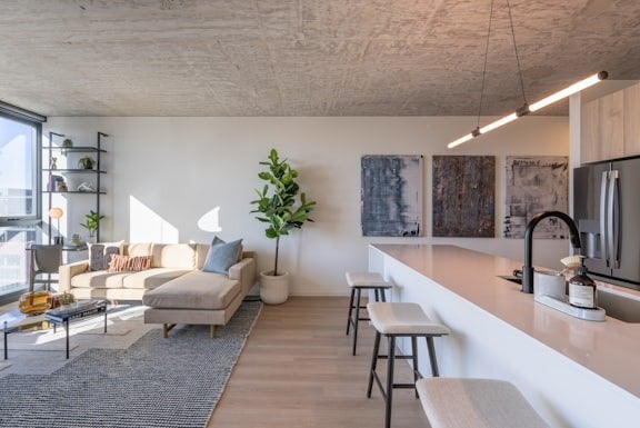 Photo - 164 N Morgan St