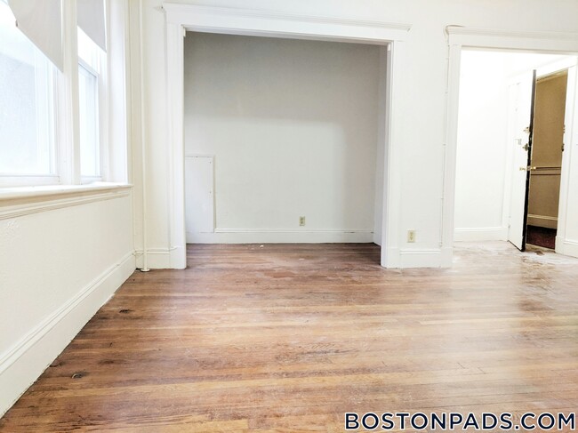 Photo - 1171 Boylston St Unit 2