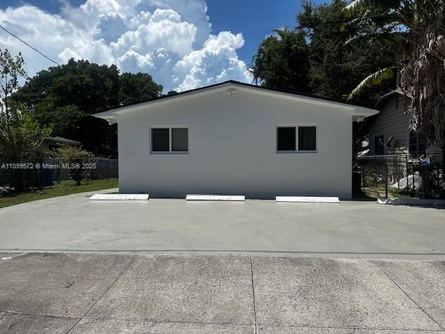 Photo - 5700 NW 5th Ave Unidad 5702