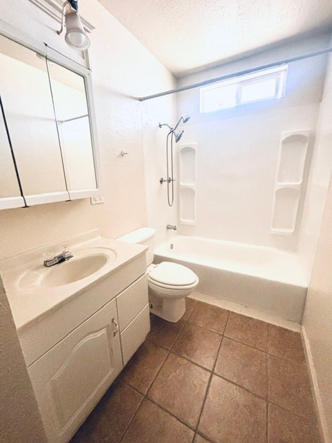 Photo - 960 Mckay Ct