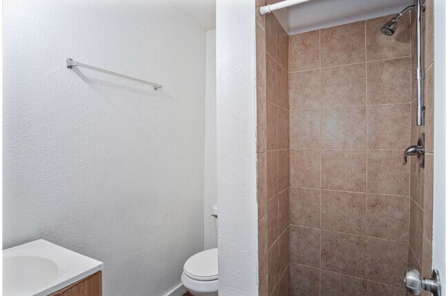 Photo - 526 Cooper St Unit A