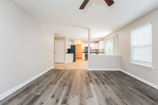 Photo - 4969 Saddle Creek Cir