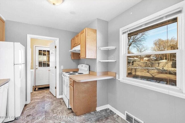 Photo - 1420 Snyder Rd