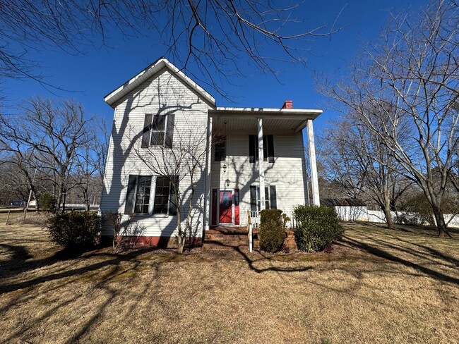 West Iredell Area - 4BR / 3BA + Carport - West Iredell Area - 4BR / 3BA + Carport Casa