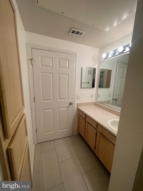 Photo - 1530 Spring Gate Dr. Unidad 9306