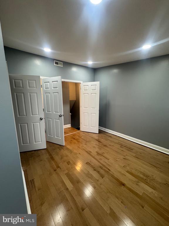 Photo - 3221 Lyndale Ave