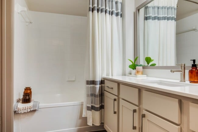 Photo - 13401 Metric Blvd Unit 0924