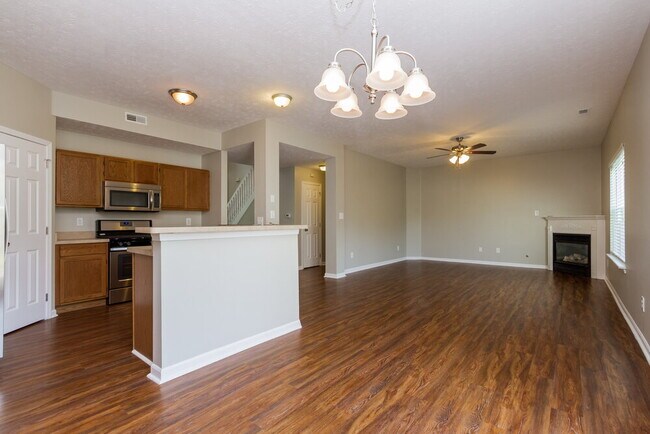 Photo - 7224 English Birch Ln