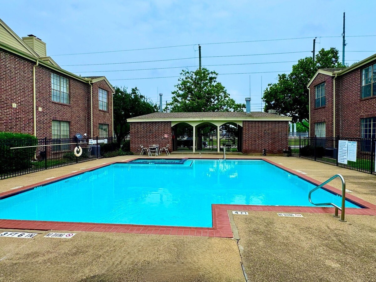 Photo - 8055 Cambridge St Unidad 34