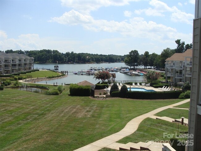 Photo - 1044 Southwest Dr