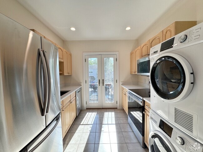 Building Photo - 55 Saugatuck Ave Unit A Rental