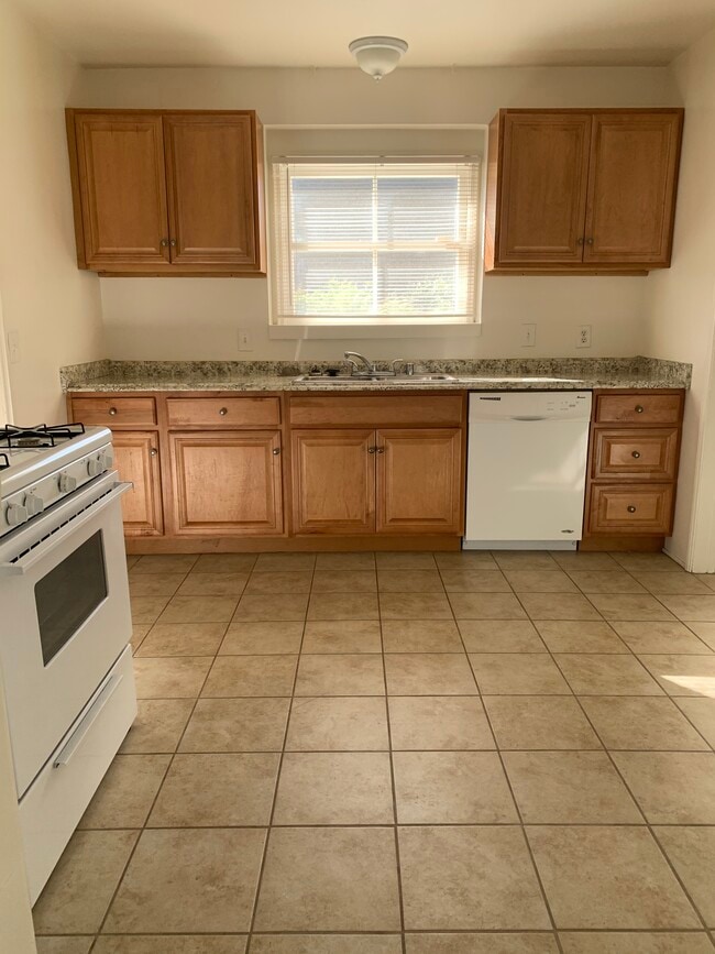 Photo - 1803 N Allen Ave