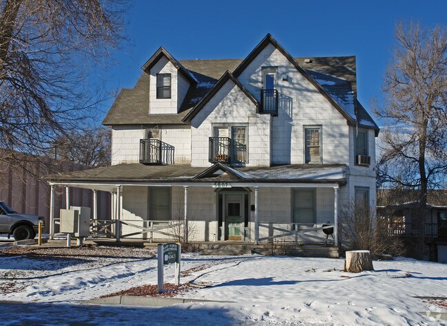 Photo - Rapp Street Apts.