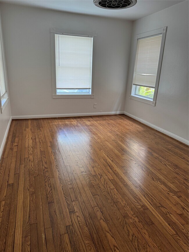 Photo - 2245 Welch St Unit 2