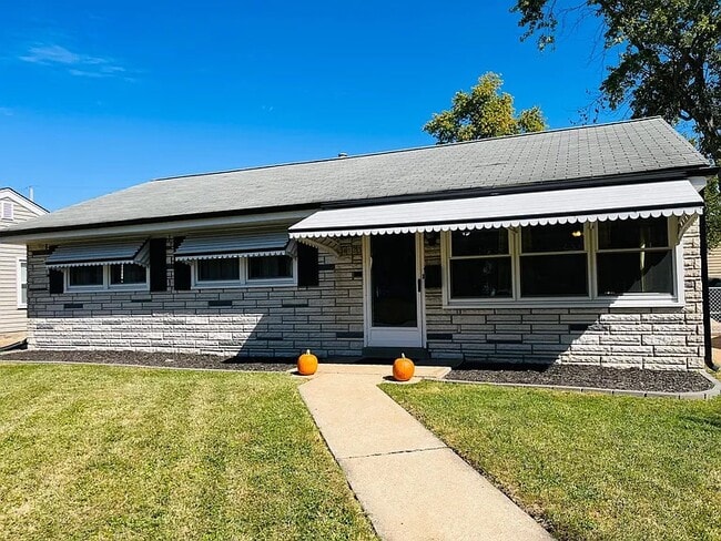 Building Photo - 4123 Tesson St Rental