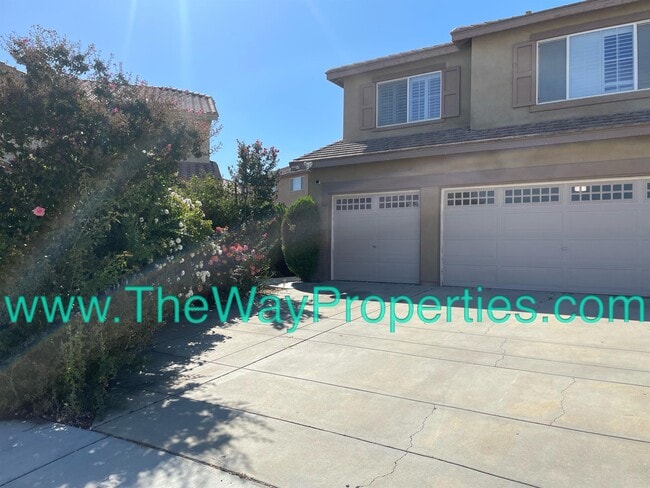 15058 Zircon Dr