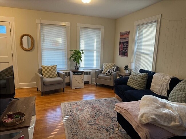 46 William St Unit 1