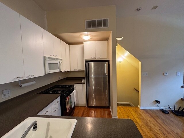 Photo - 616 N Paulina St Unit 1
