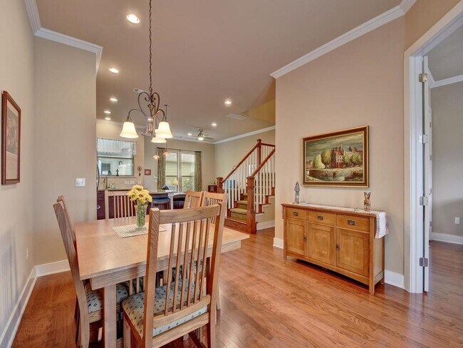 Photo - 4545 Mattie St