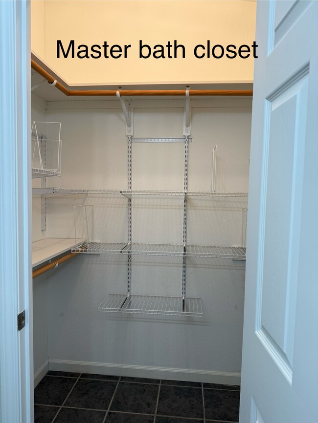 Photo - 2665 Bridle Trail Ln