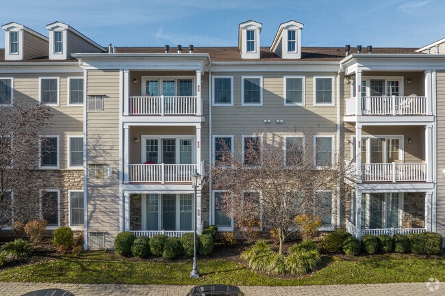 Photo - Cresskill Commons