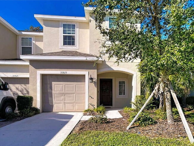 Building Photo - 10525 Oakside Dr