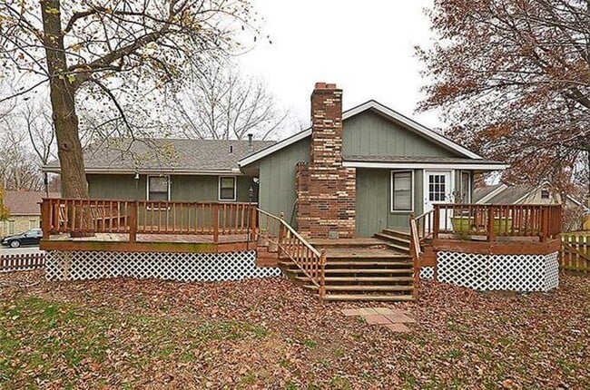 Photo - COMING SOON!! Large home in the Newmark and Staley Area