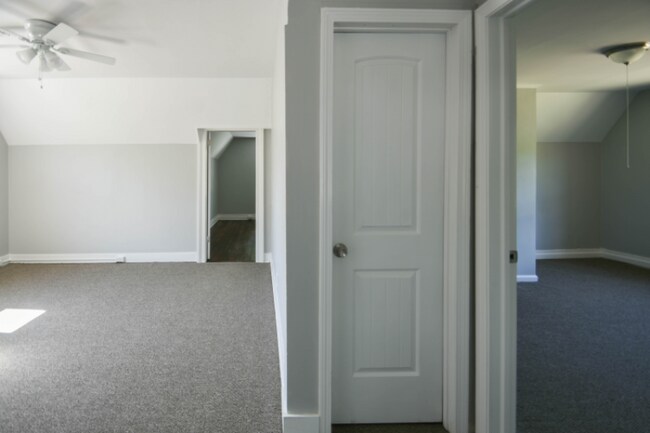 Photo - 143 Beacon Valley Rd Apartment Unit B
