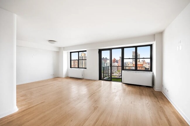 Photo - 345 E 80th St Unidad Eastwinds