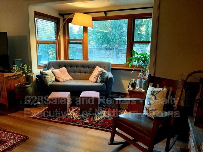 Photo - 1218 N McMillan Rd