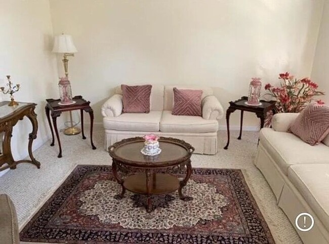 Photo - 811 Wheaton Way