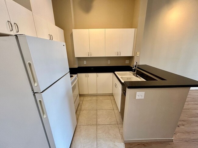 Photo - First Hill One Bedroom - Stellar Location! AVAILABLE NOW! Unit 607