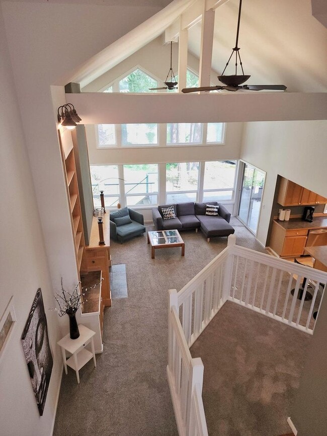 Photo - Beautiful 3 Bed 2.5 Bath Waterfront Home i...