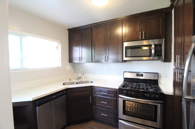 Photo - Ladera Townhouse