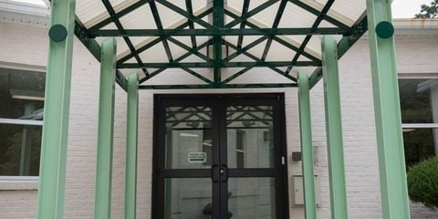 Building Photo - Montessori Living Unit 254