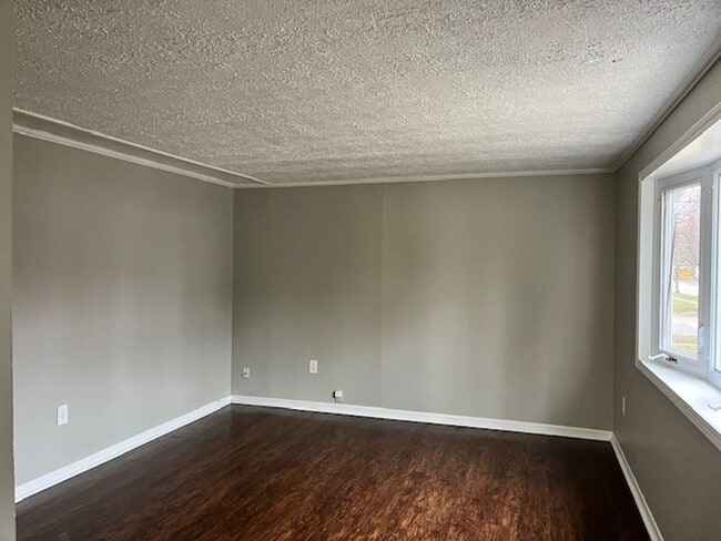 Photo - Adorable 3 Bedroom Home