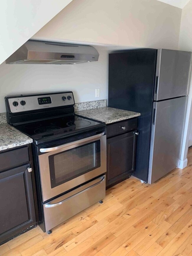 Photo - 126 King St Unidad 3L