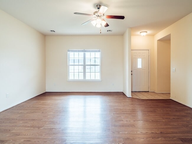 Photo - 2402 SW 19th St