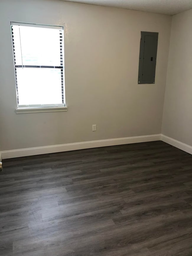 357 E Main St Unidad 5
