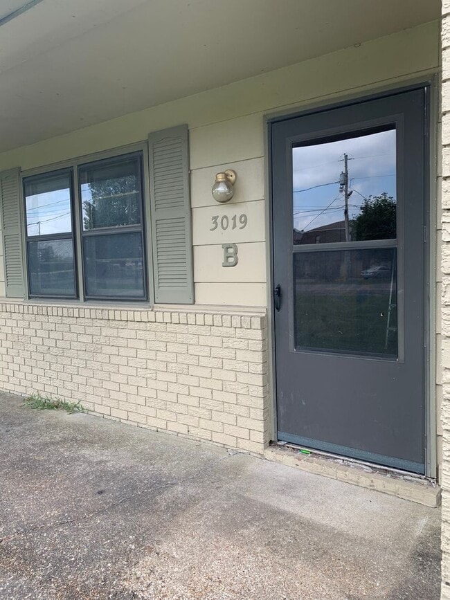 Photo - 3019 Dayton Ave Unidad B