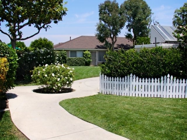 Americana Apartments