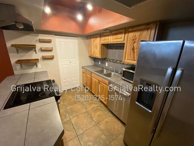 Photo - 1200 E River Rd