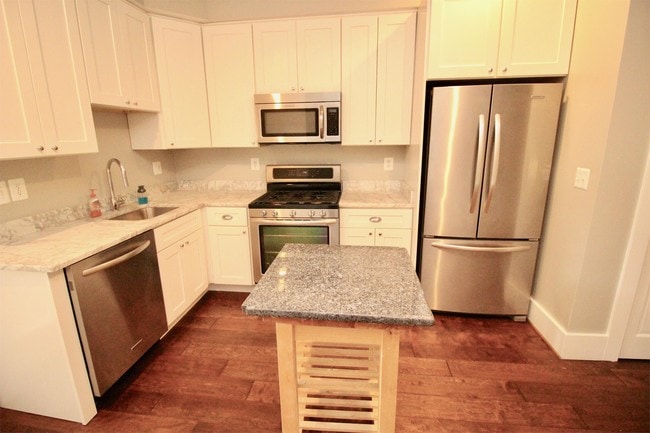 Photo - 3021 Sherman Ave NW