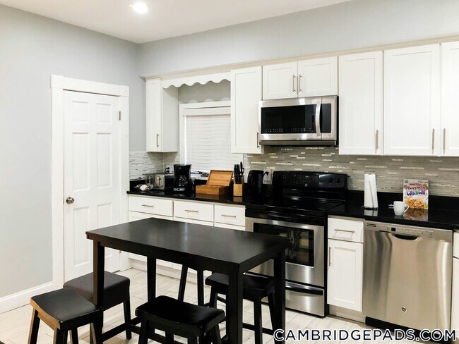 Photo - 7 Story St Unidad 1