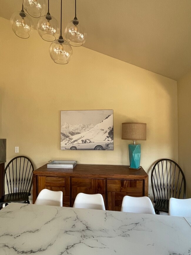 Photo - 230 Nottingham Rd