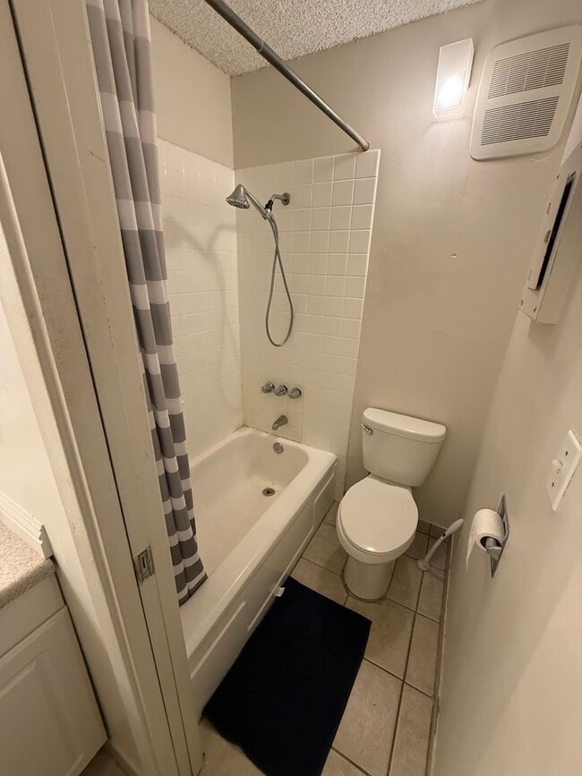 Photo - Rarely Available 1-Bedroom Apartment for Rent at Queen’s Villa