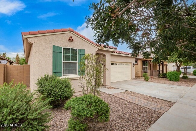 Photo - 10432 W Papago St